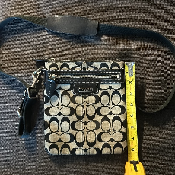 Coach Cross Body Purse - Picture 2 of 4